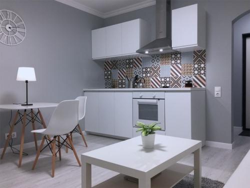 Напольное покрытие для кухни. Критерии выбора кухонного напольного покрытия 08