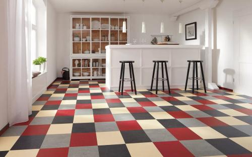 Мягкий пол для кухни. Выбираем пол на кухню: красота или практичность?