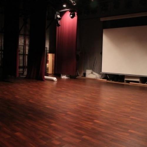 Недорогое решение для промышленного пола. Критерии выбора пола для магазина 02