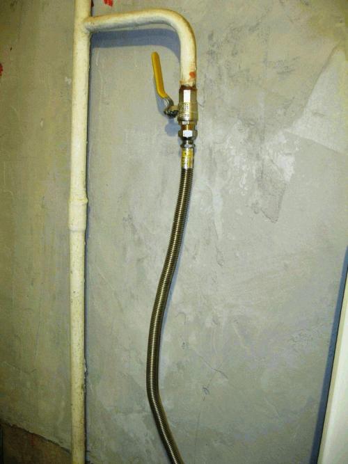 Газовая труба на кухне. Как спрятать газовую трубу на кухне: пример лучших идей от мастеров (100 фото дизайна)