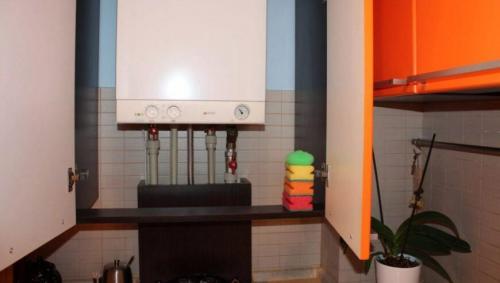 Газовая труба на кухне. Как спрятать газовую трубу на кухне: пример лучших идей от мастеров (100 фото дизайна)