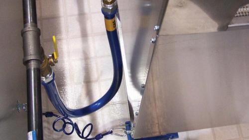 Газовая труба на кухне. Как спрятать газовую трубу на кухне: пример лучших идей от мастеров (100 фото дизайна)