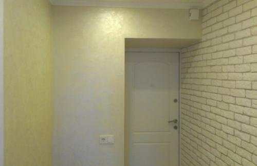 Как переделать декоративную штукатурку под обои. Гладкая декоративная штукатурка