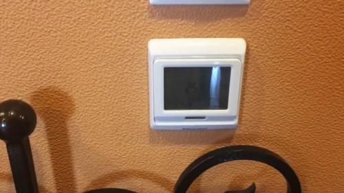 Электрическое отопление в квартире. Процесс сборки электрического отопления квартиры на основе ТЭНа и циркуляционного насоса