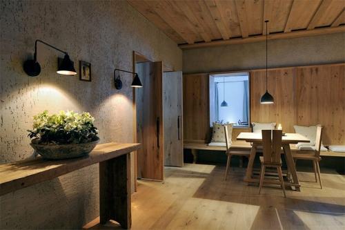 Декоративная штукатурка и обои сочетание. Декоративная штукатурка –, что это? 04 Декоративная штукатурка и обои сочетание. Декоративная штукатурка –, что это? 04