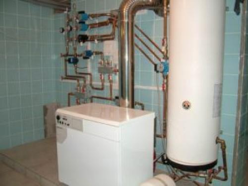 О схемах отопления частного дома с газовым котлом. Как установить газовый котёл в частном доме