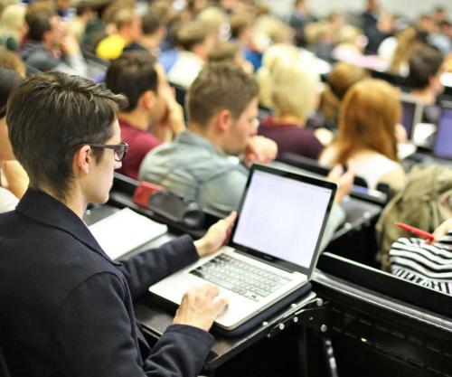 Куда идти и сколько стоит. На кого можно поступить после 11 класса, куда идти учиться?